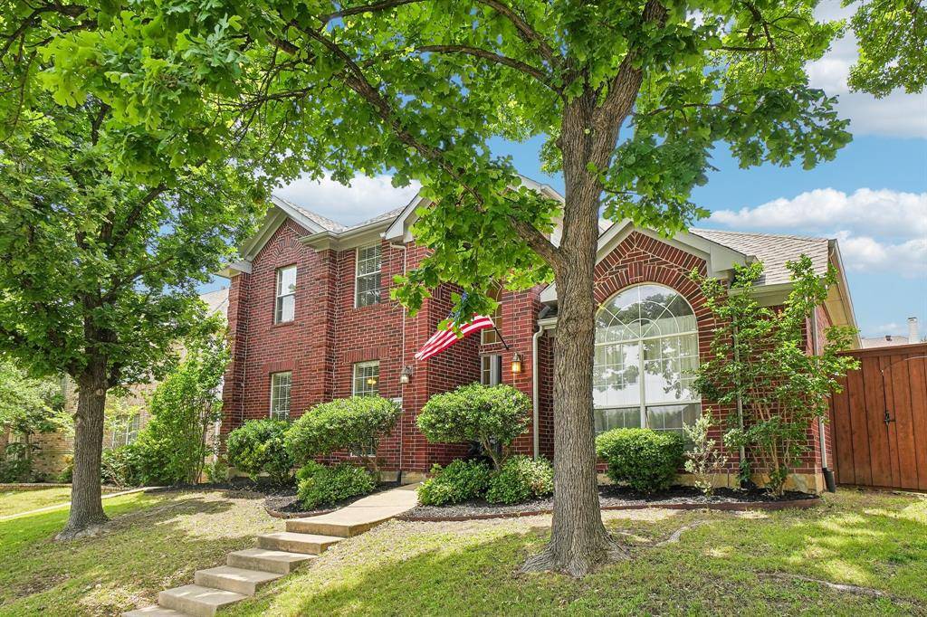 2728 Vista Bluff Boulevard, Lewisville, TX 75067