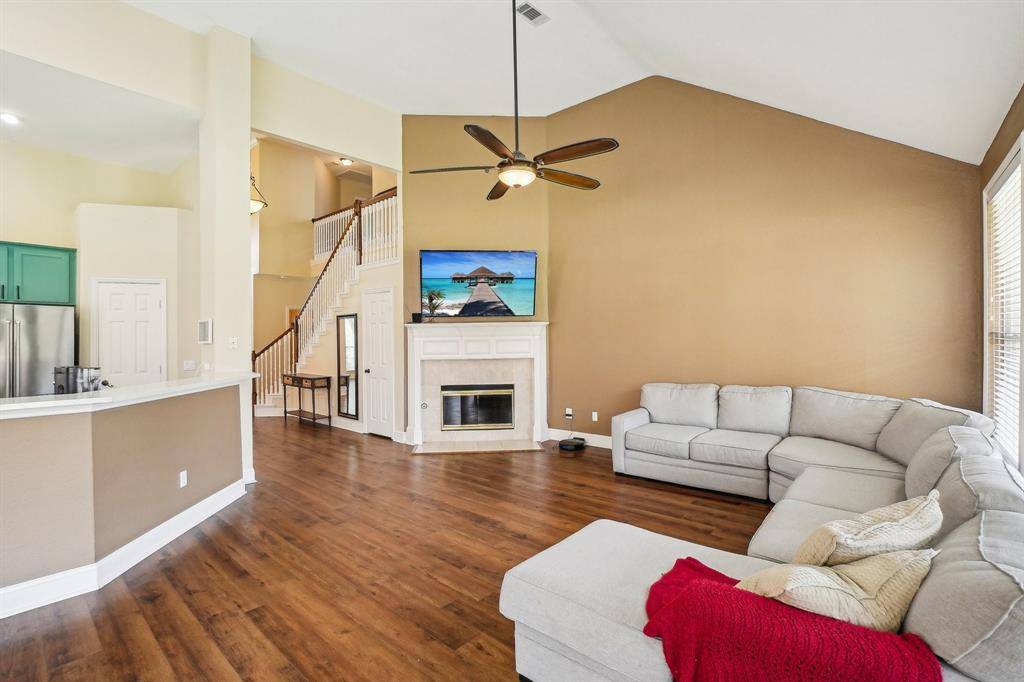 2728 Vista Bluff Boulevard, Lewisville, TX 75067