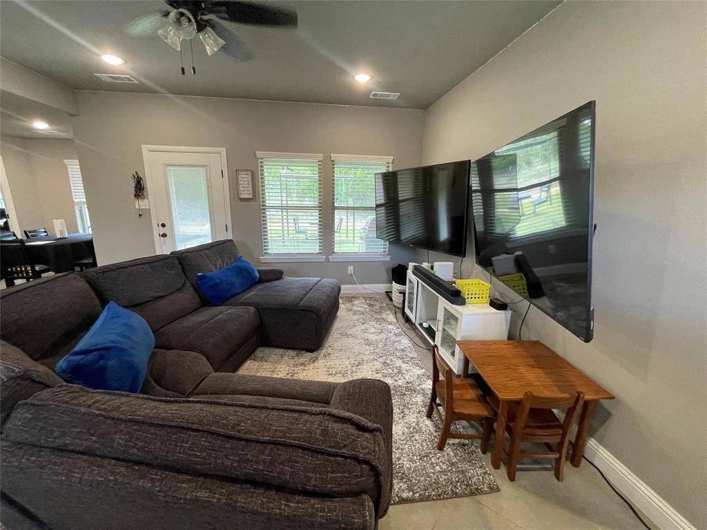 108 Ronnie Lane, Weatherford, TX 76088