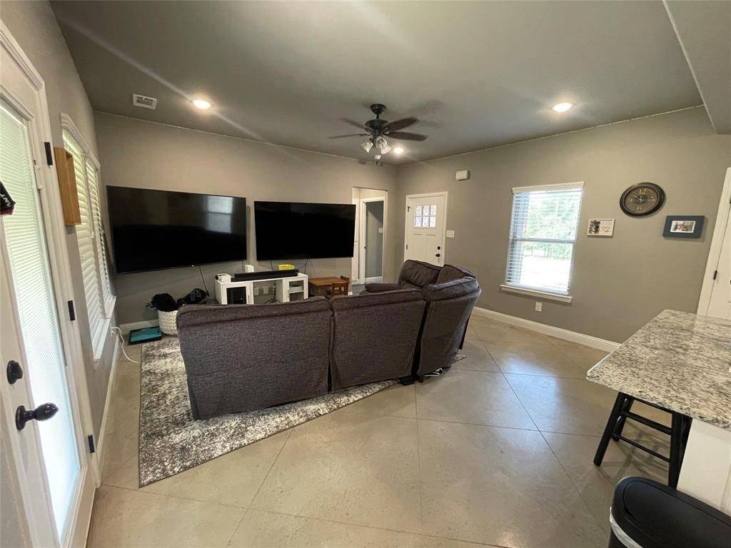 108 Ronnie Lane, Weatherford, TX 76088