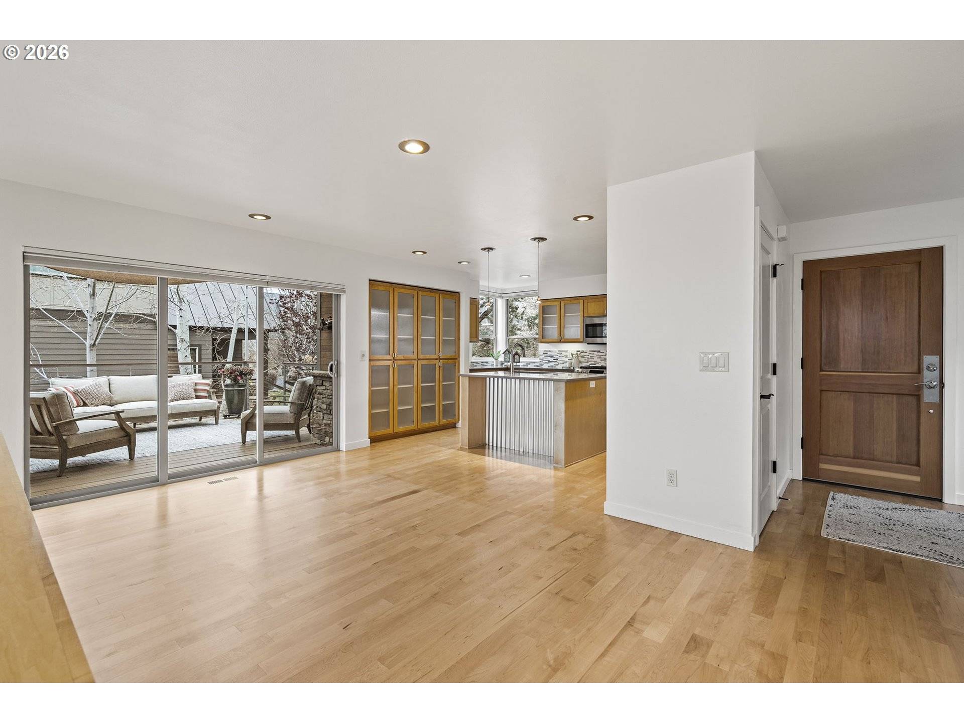 224 VOLUNTEER PARK LN, Redmond, OR 97756