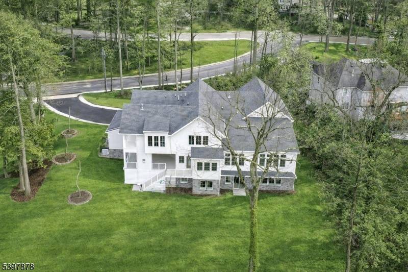 468 Lydecker St, Englewood City, NJ 07631