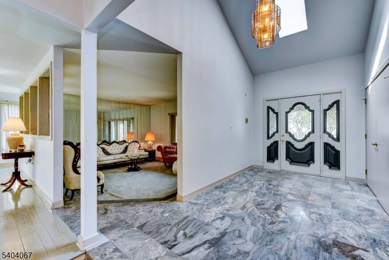 6 Keen Ln, Edison Twp., NJ 08820