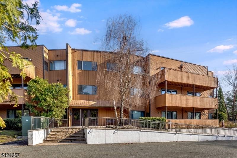 971 Bloomfield Ave #A-12, Glen Ridge Boro Twp., NJ 07028