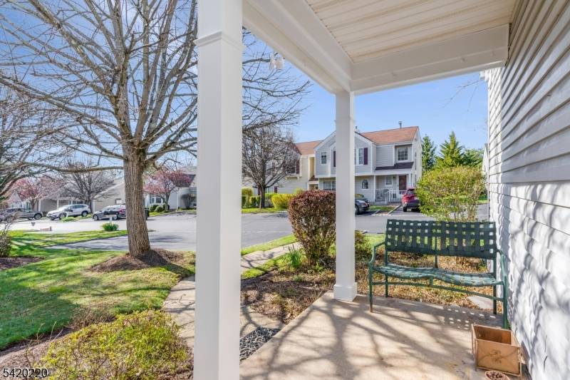 412 Cardinal Ln, Bedminster Twp., NJ 07921