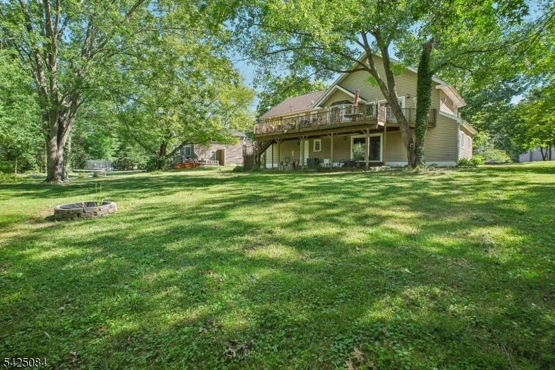 195 Chaucer Dr, Berkeley Heights Twp., NJ 07922