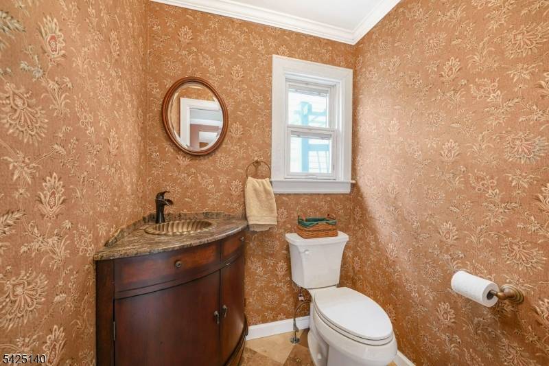 125 Rutgers Pl, Nutley Twp., NJ 07110