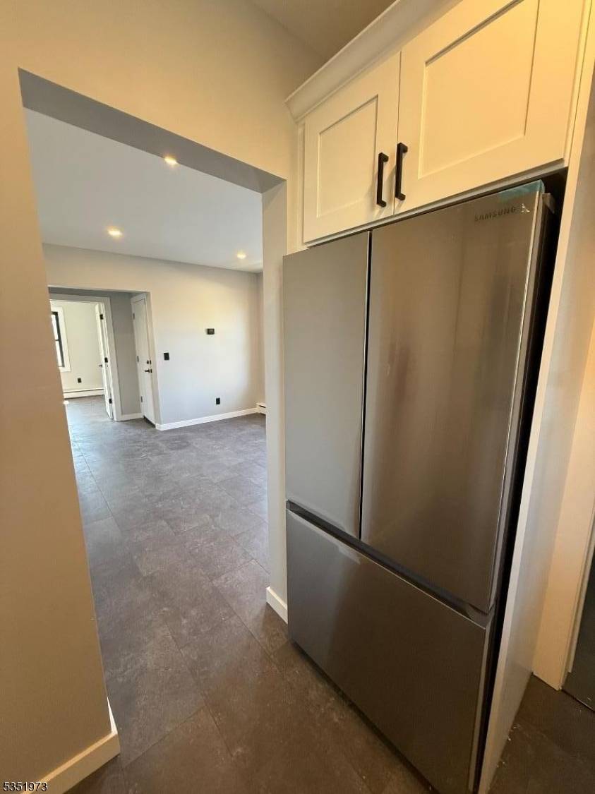 19 Abbotsford Ave, Apt 3, Newark City, NJ 07106