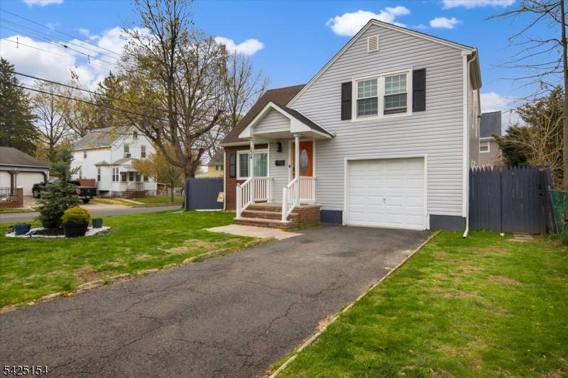 234 Aldene Rd, Roselle Boro, NJ 07203