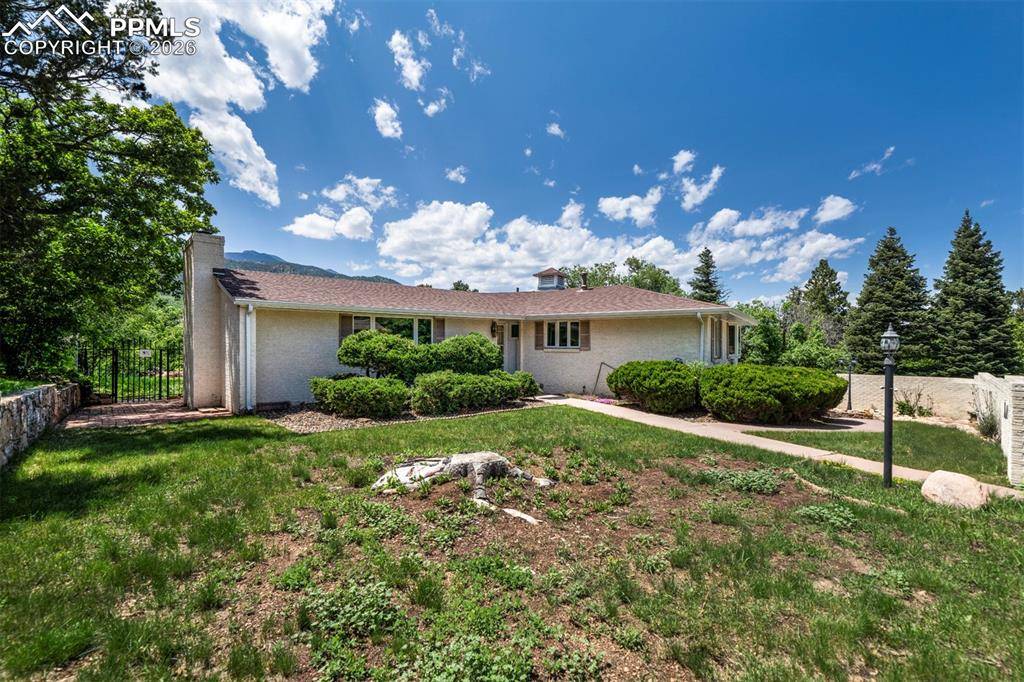 130 Cresta RD, Colorado Springs, CO 80906