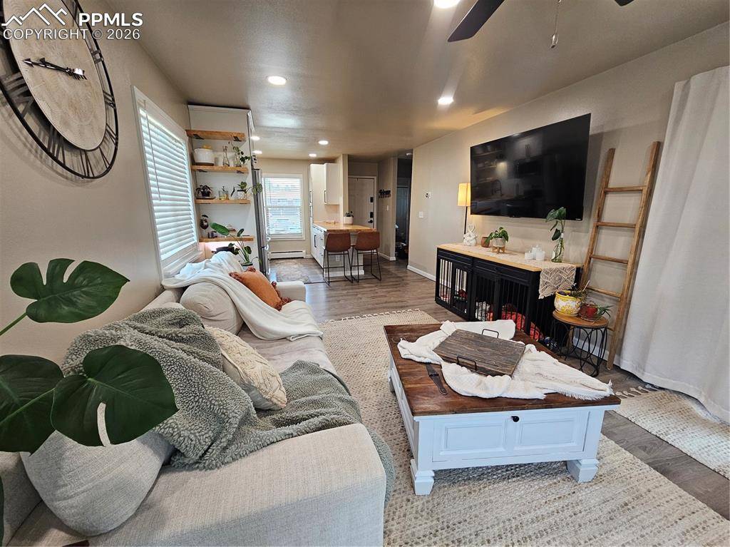 4205 N Carefree CIR #B, Colorado Springs, CO 80917