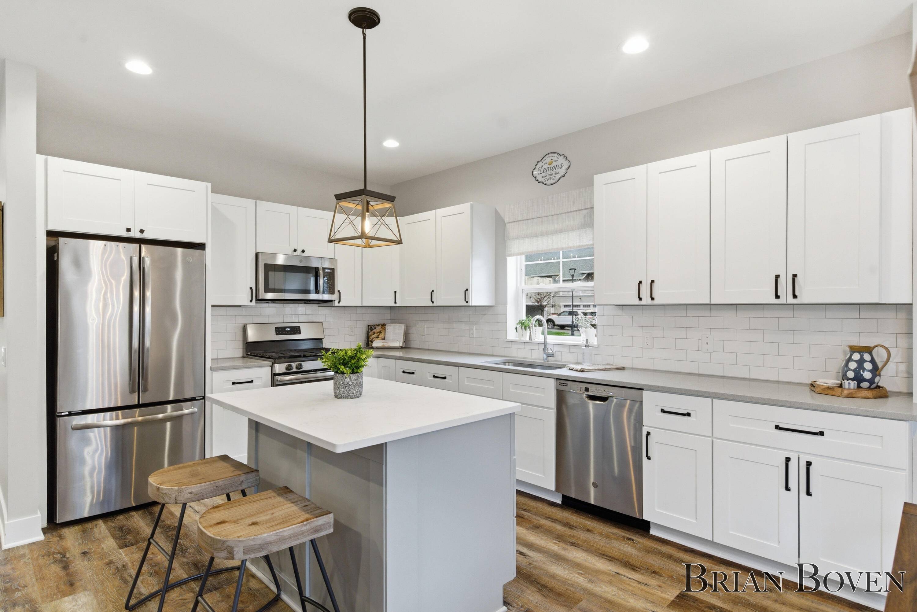 148 Tamarack LN NE #2B, Rockford City, MI 49341