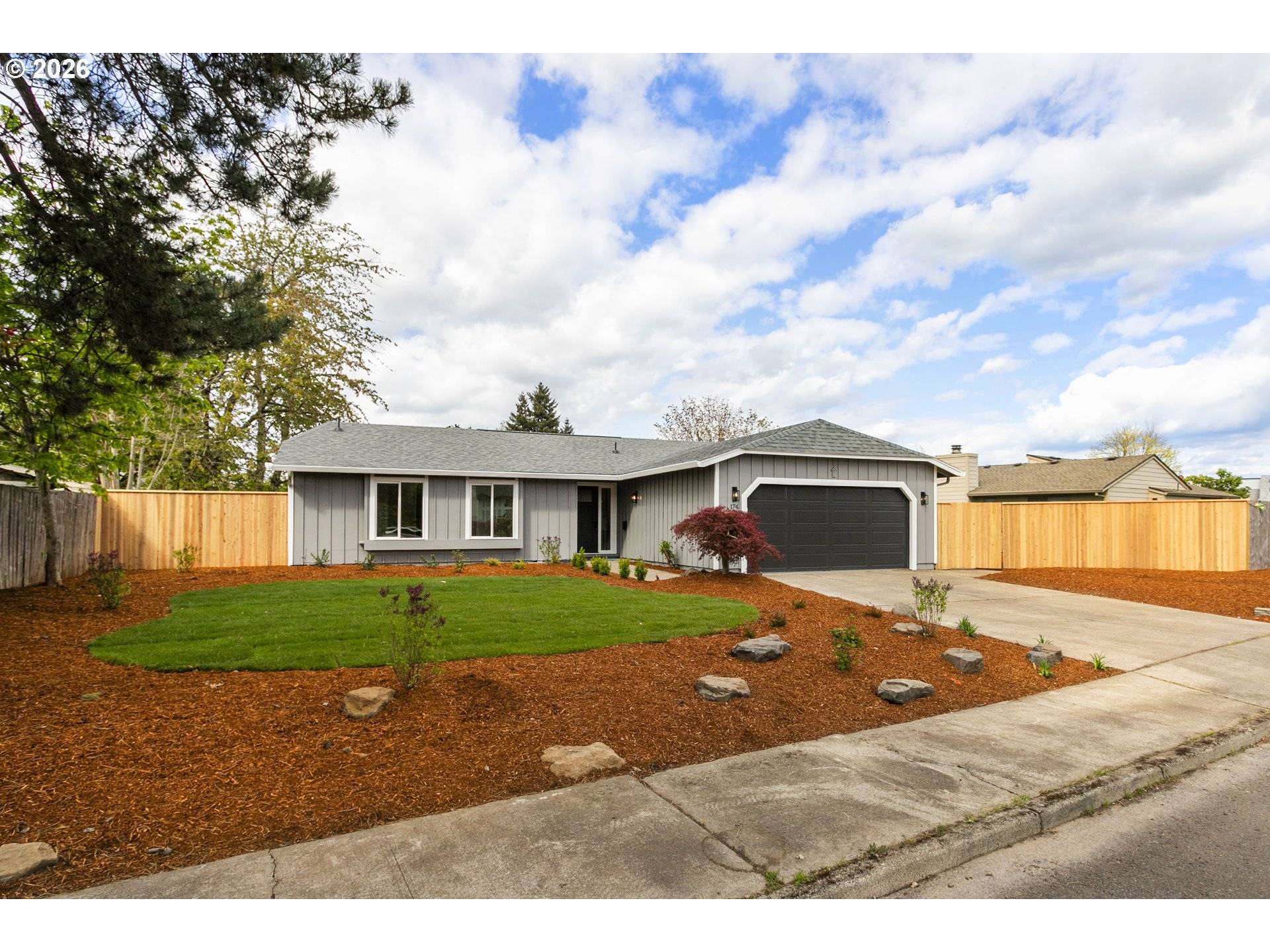 174 SW 10TH AVE, Canby, OR 97013