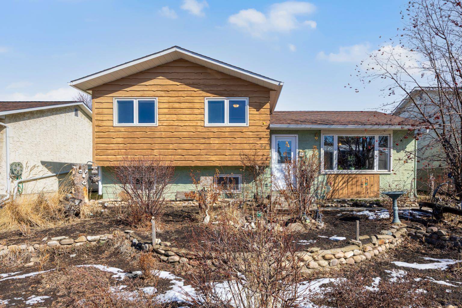 36 Alpine CRES SE, Airdrie, AB T4B1K8