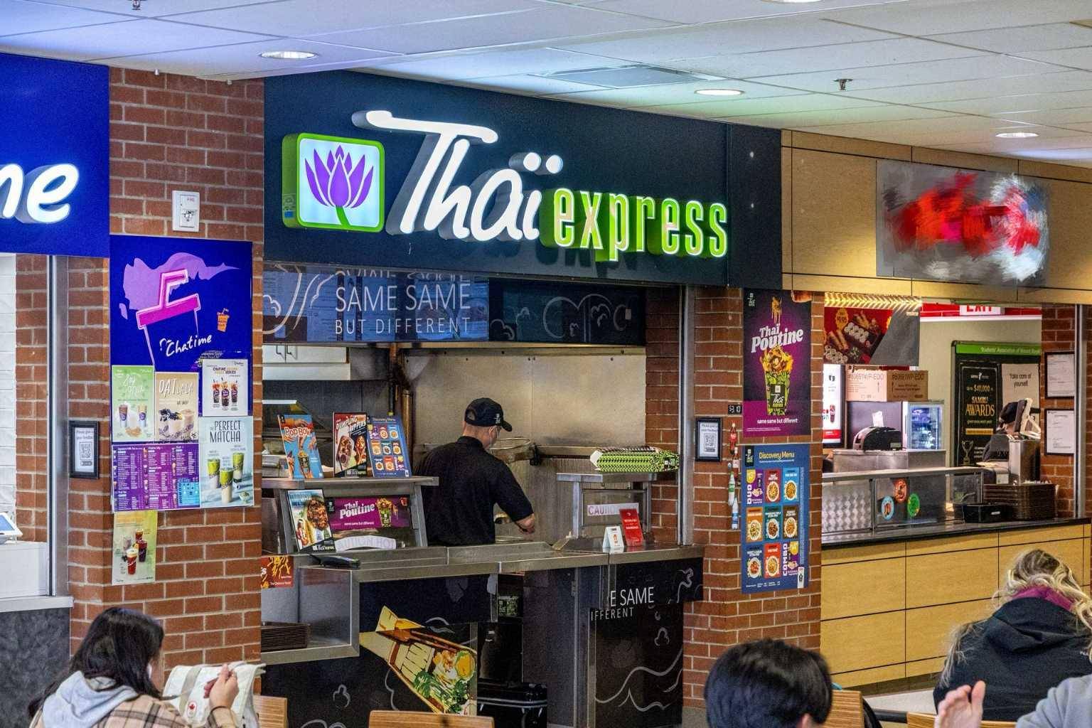 4825 Mount Royal Gate SW ##Z-118, Calgary, AB T3E 6K6