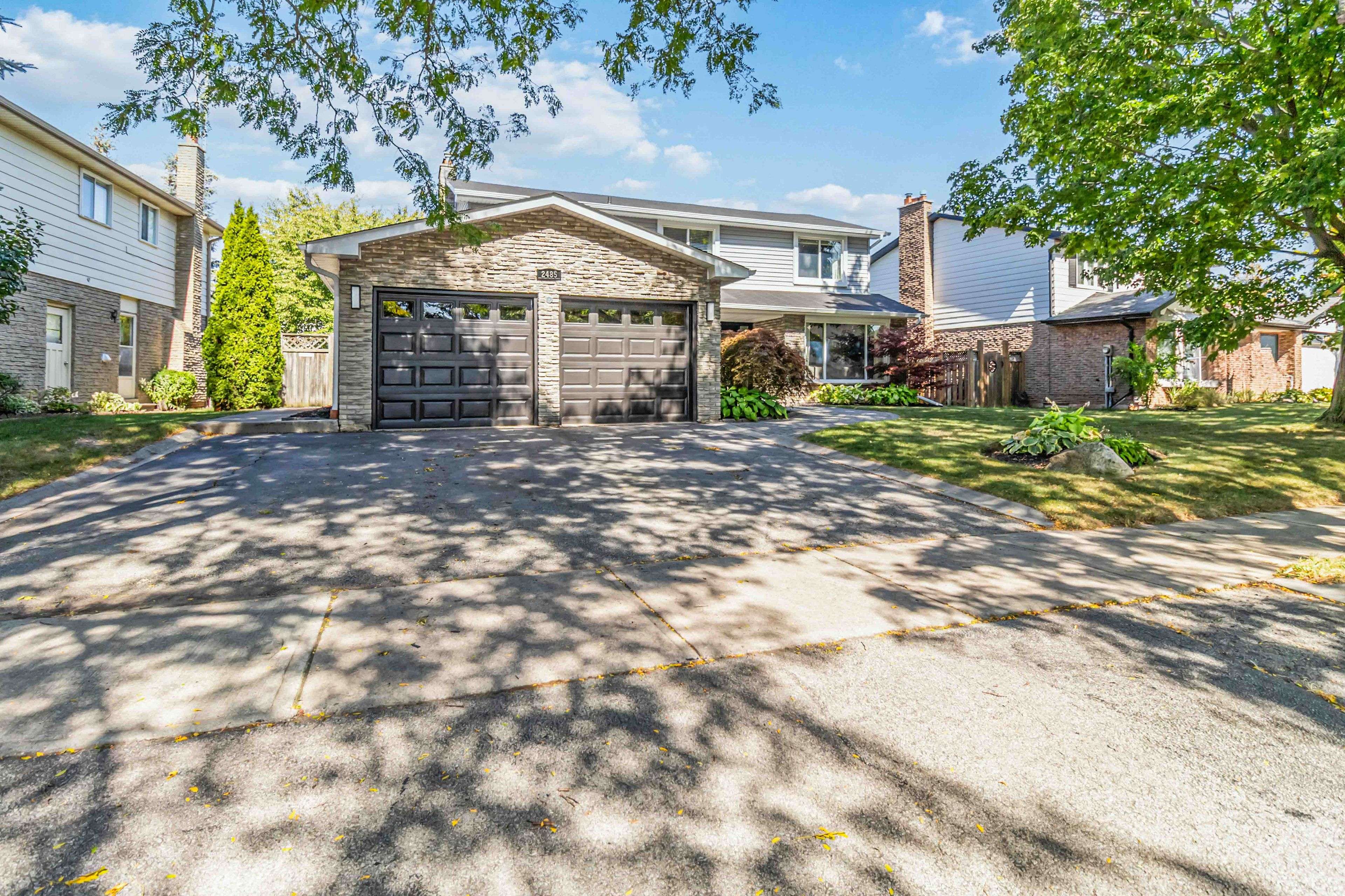 2485 Woburn CRES, Oakville, ON L6L 5E8