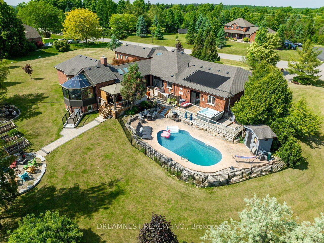 11132 MCFARLAND CT, Milton, ON L0P 1B0