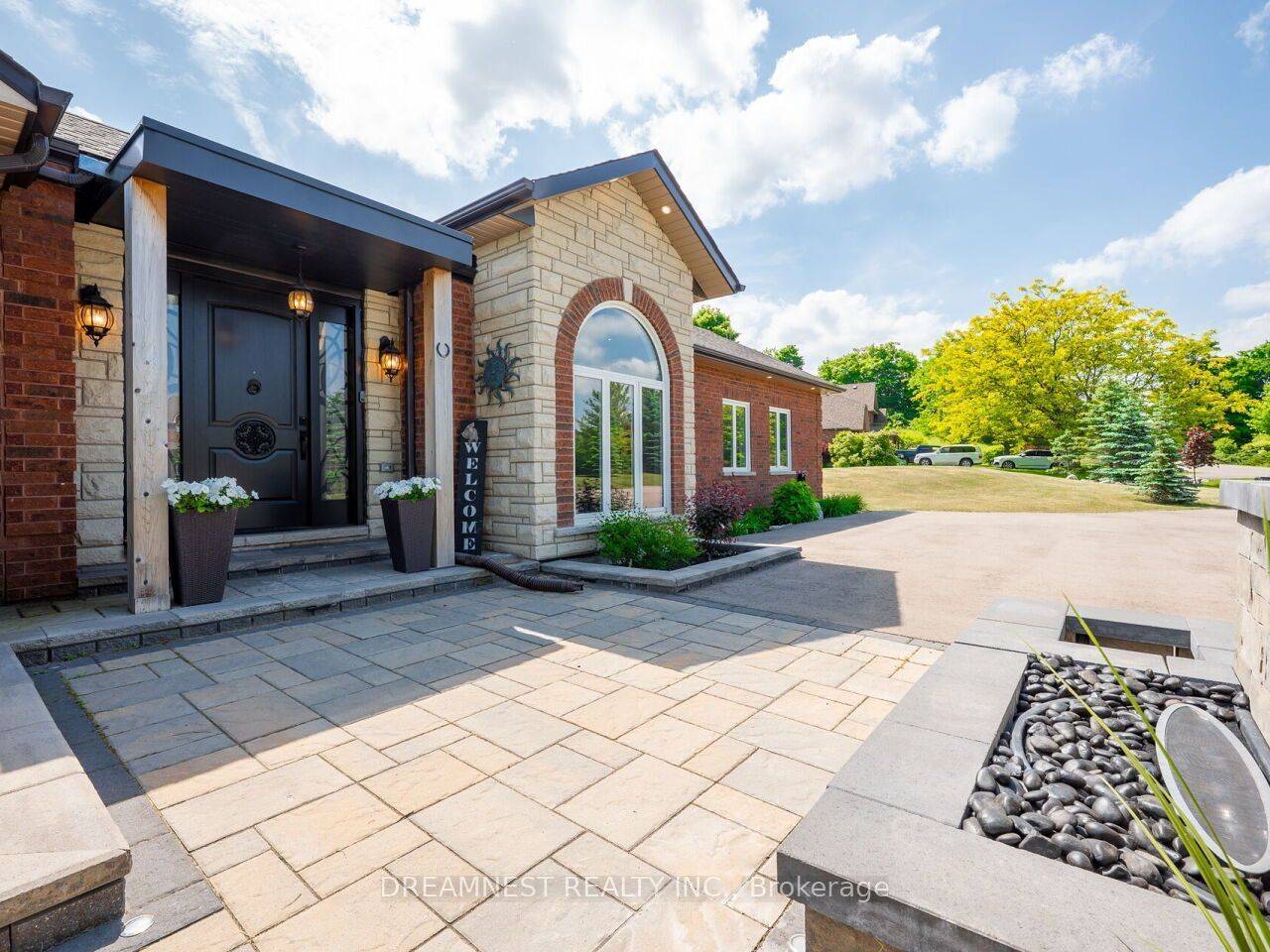 11132 MCFARLAND CT, Milton, ON L0P 1B0