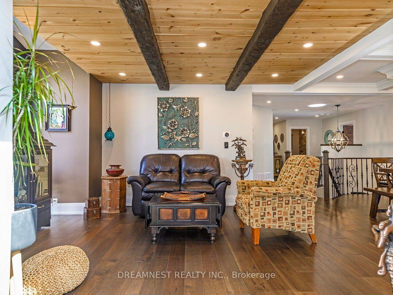 11132 MCFARLAND CT, Milton, ON L0P 1B0