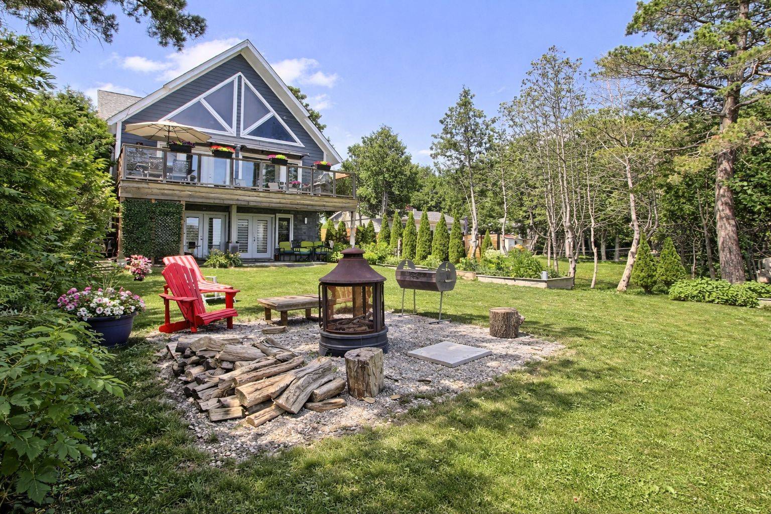 26 Beach RD, Kawartha Lakes, ON K0M 2C0