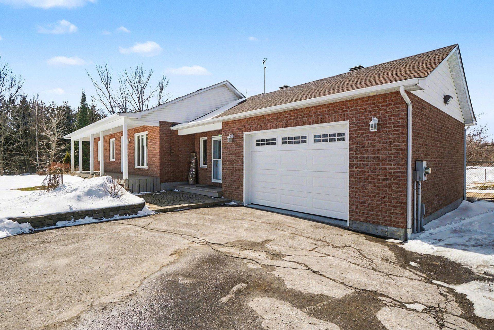 3238 Drouin RD, Clarence-rockland, ON K0A 2A0