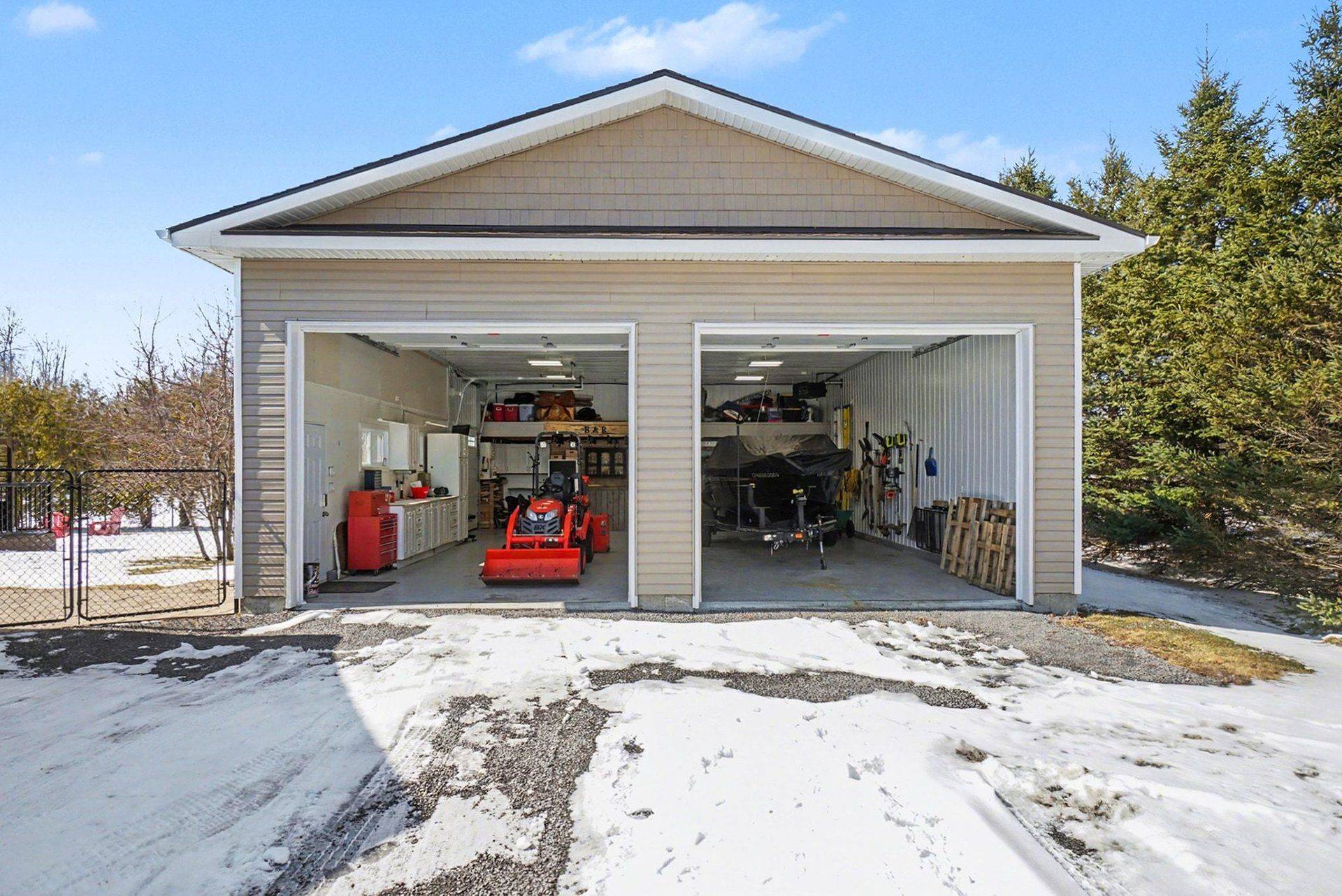 3238 Drouin RD, Clarence-rockland, ON K0A 2A0