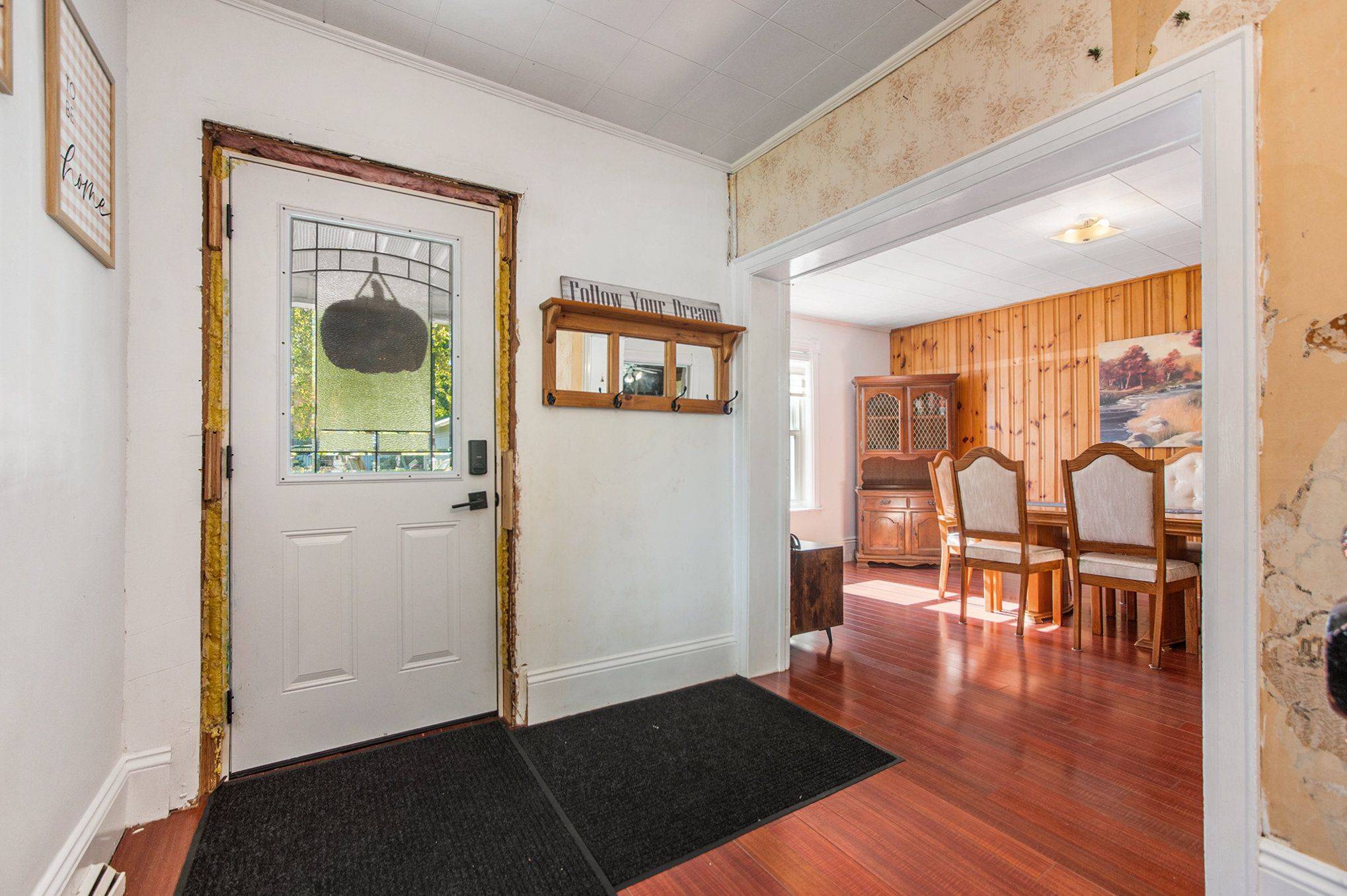 101 Paul DR, Lanark Highlands, ON K0G 1K0