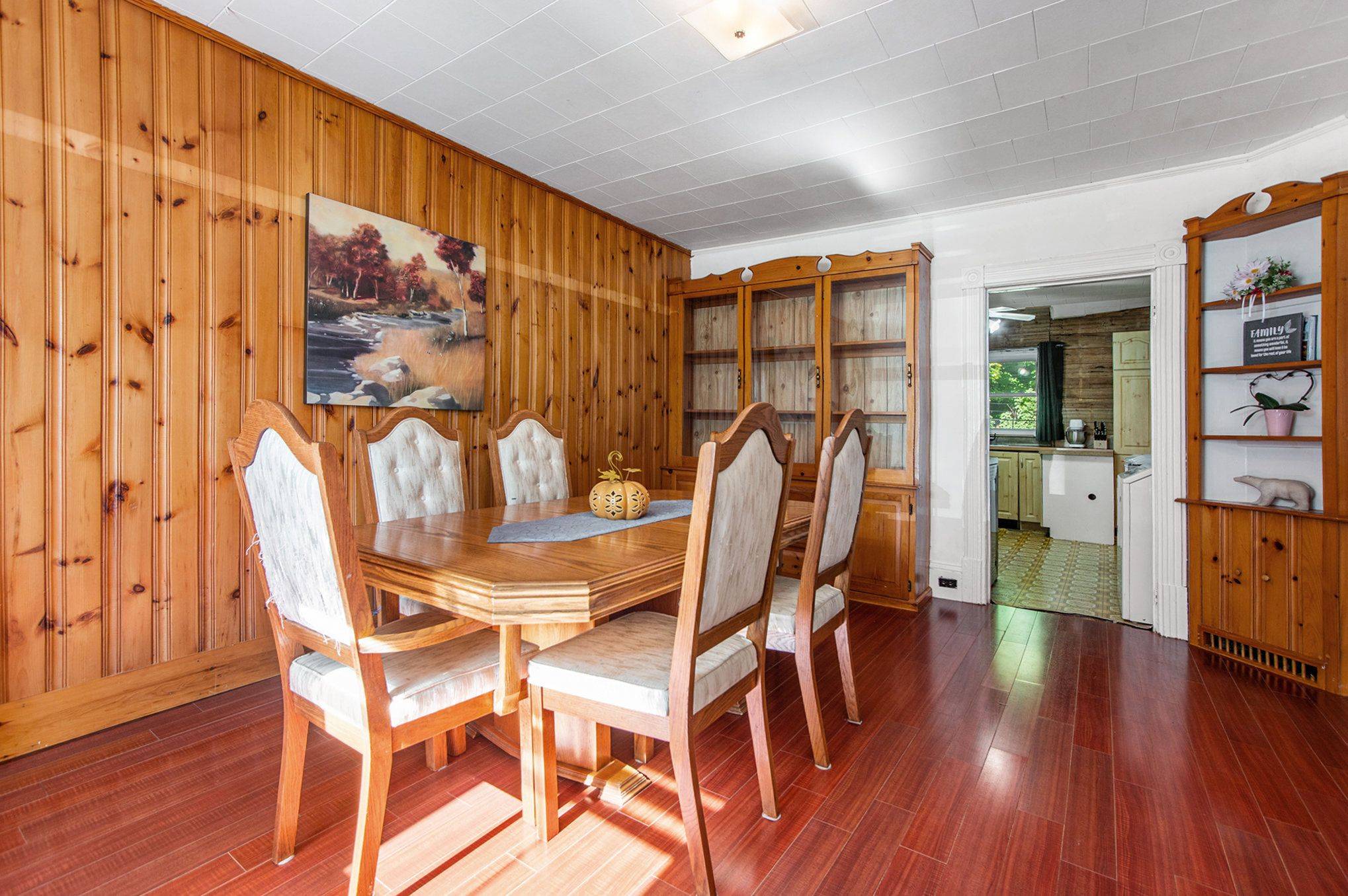 101 Paul DR, Lanark Highlands, ON K0G 1K0