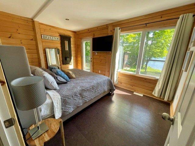 170 Hill ST, Gravenhurst, ON P1P 1R2