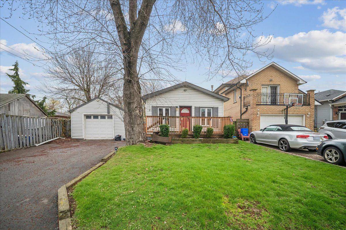 5 Herbert CT, Hamilton, ON L8E 5A7