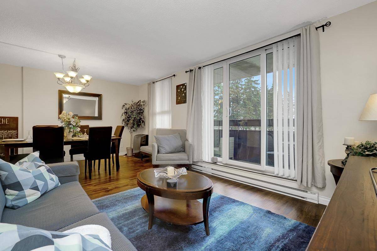 2000 Jasmine CRES #210, Beacon Hill North - South And Area, ON K1J 8K4