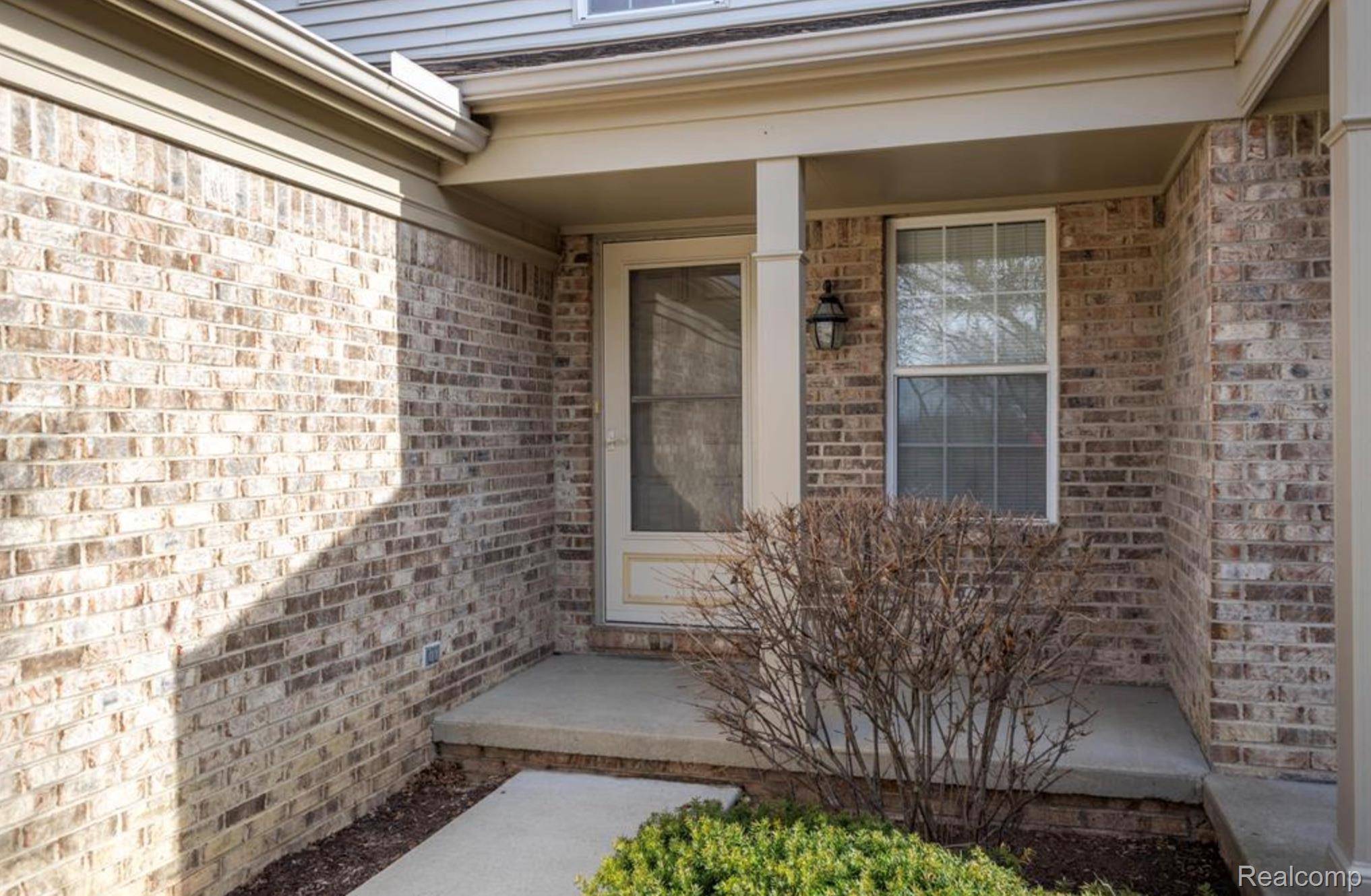 4753 Grove CT, Canton Charter Township, MI 48188