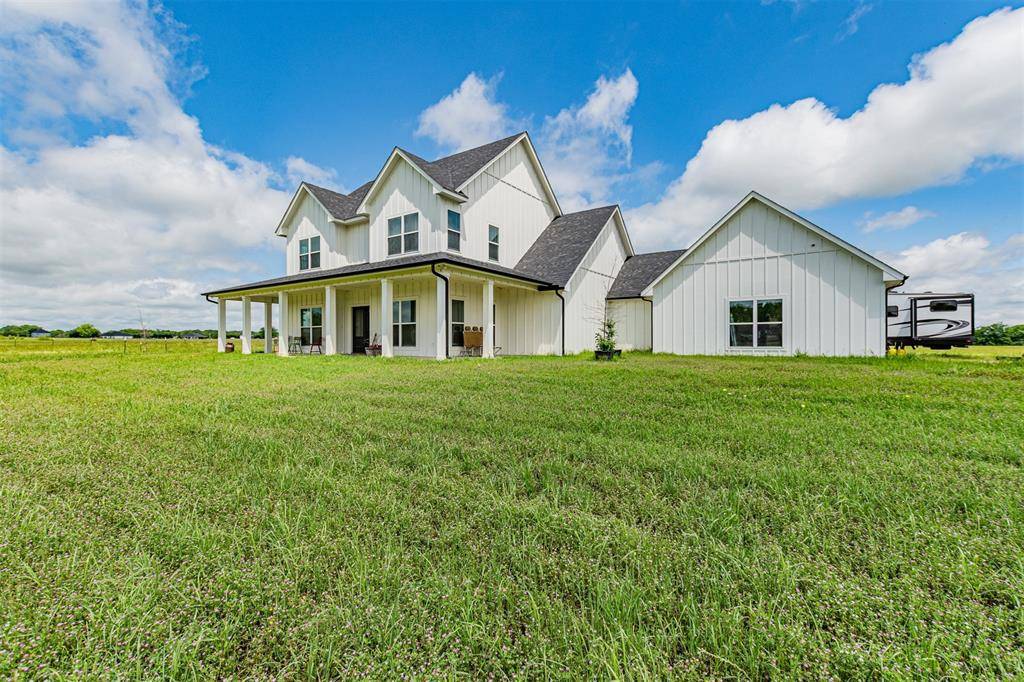 5808 County Road 4120, Campbell, TX 75422