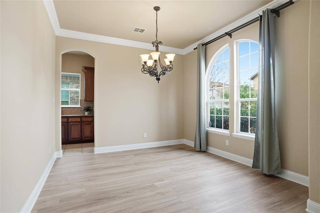 838 San Clemente, Irving, TX 75039