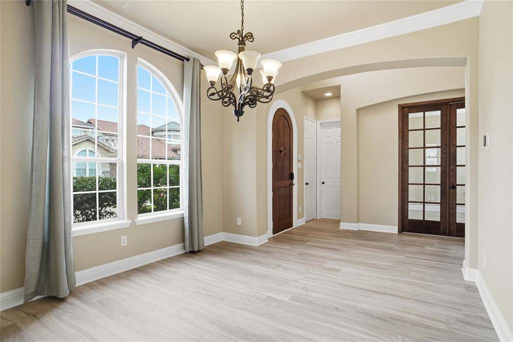 838 San Clemente, Irving, TX 75039