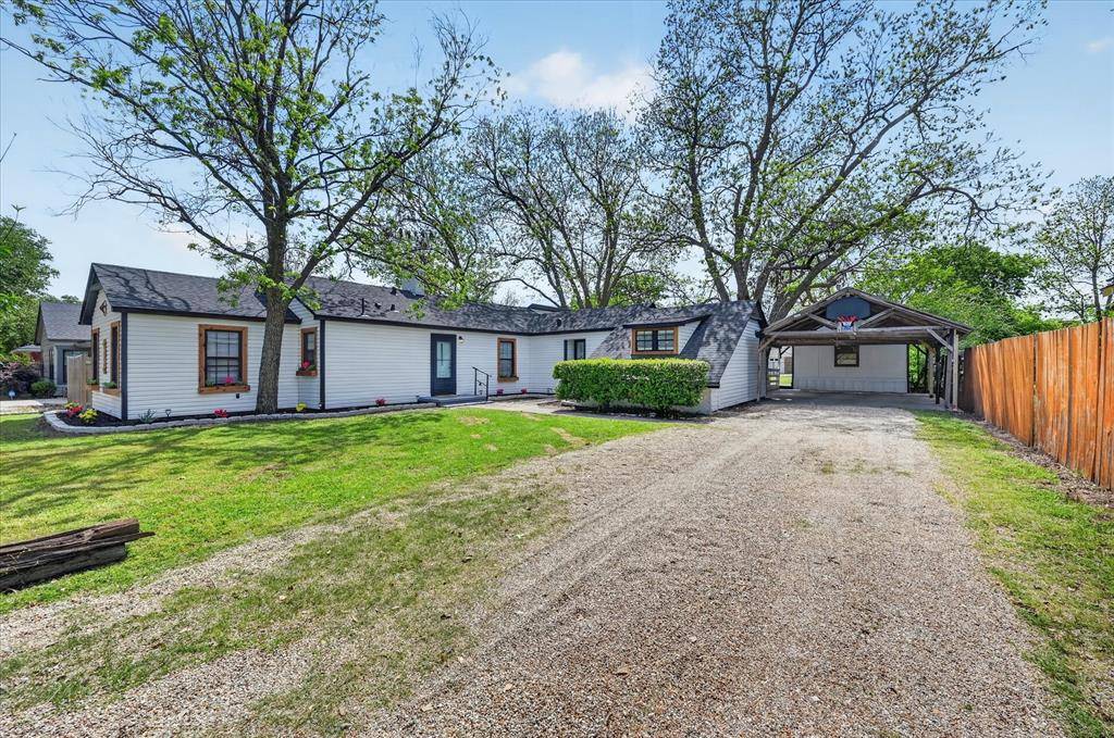 614 Bellevue Drive, Cleburne, TX 76033