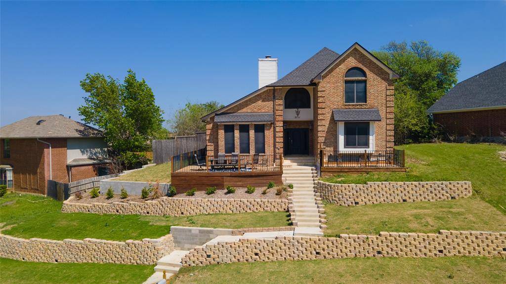 2711 Spyglass Drive, Carrollton, TX 75007