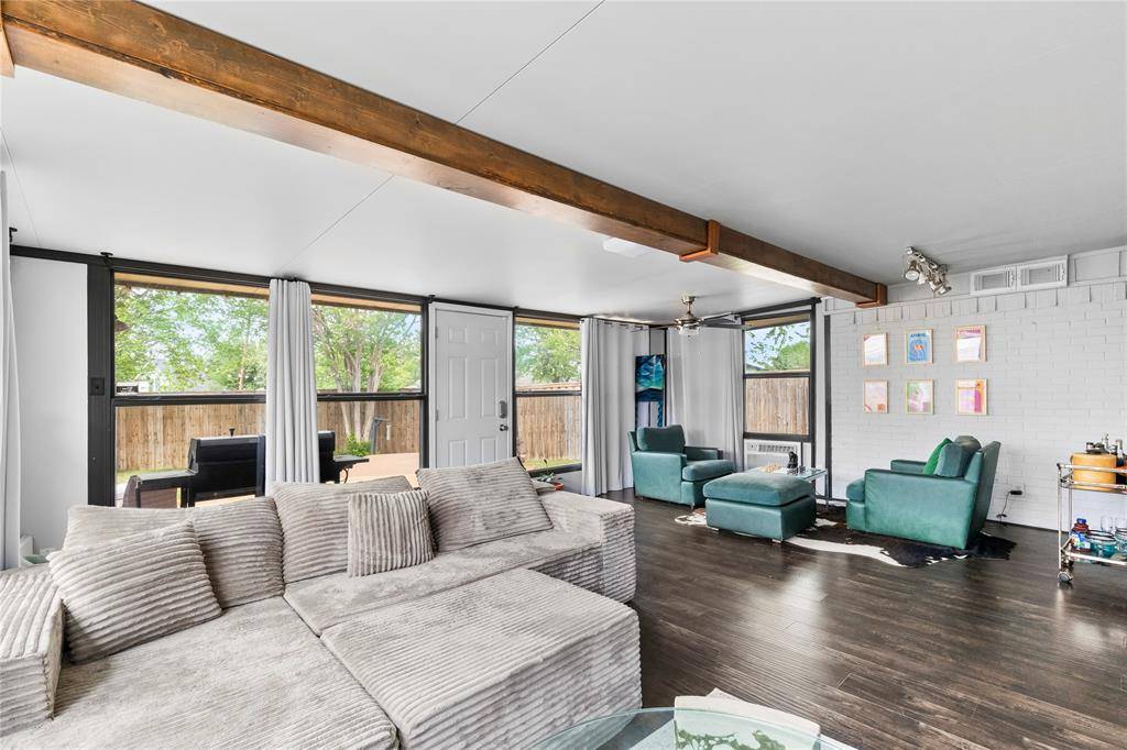 3925 Wind River Court, Irving, TX 75062