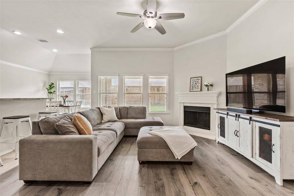 11828 Kurth Drive, Frisco, TX 75036