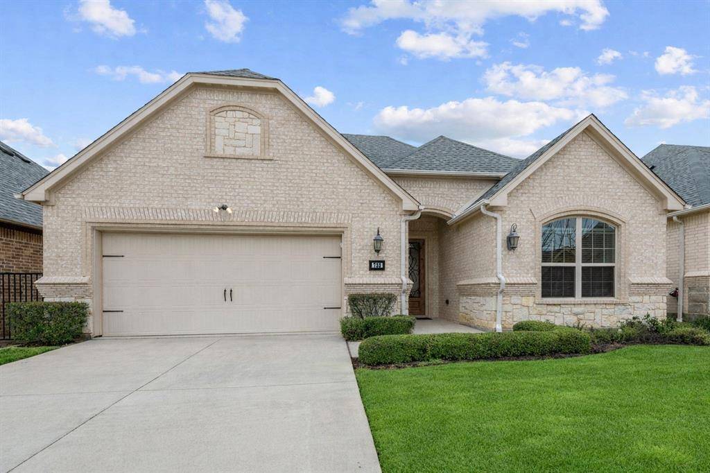 733 Avignon Trail #83, Keller, TX 76248