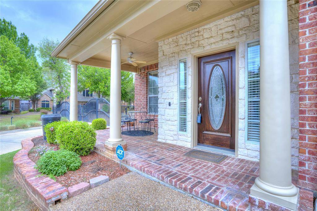 5047 Toftrees Drive, Arlington, TX 76016