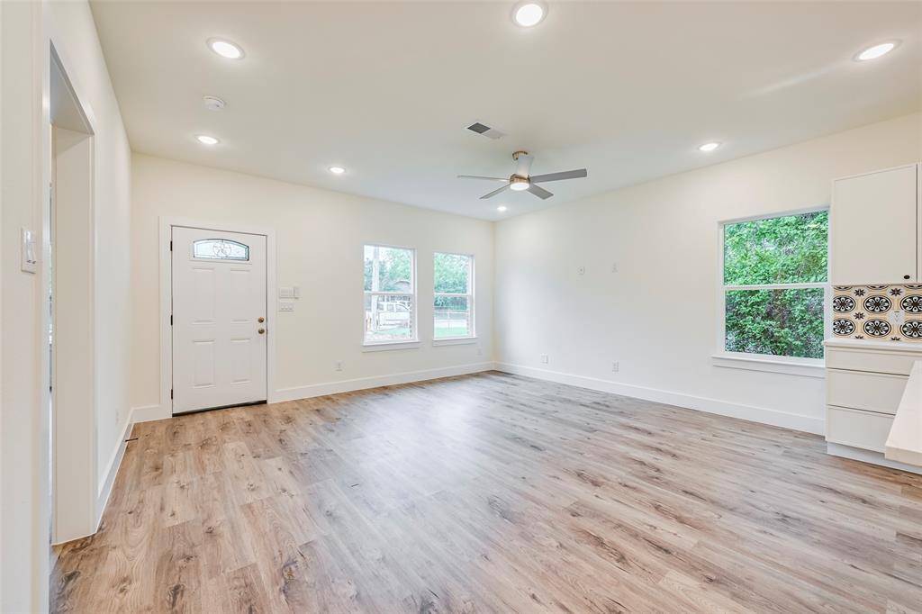 3610 Frank, Dallas, TX 75210