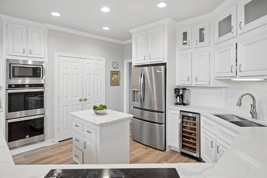 1108 Lakestream Drive, Plano, TX 75075