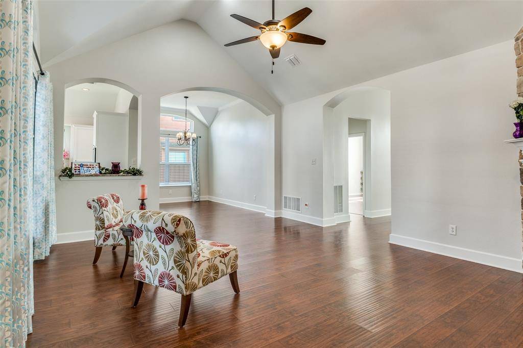 8113 Greenwood Drive, Plano, TX 75025