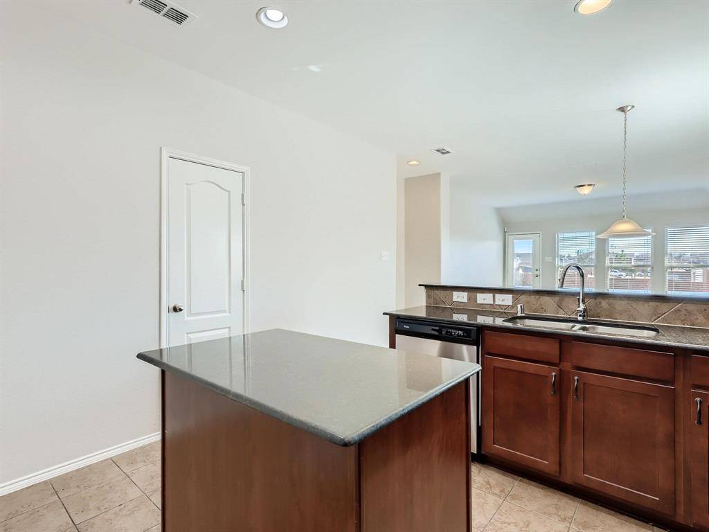 1270 Lasso Drive, Little Elm, TX 75068