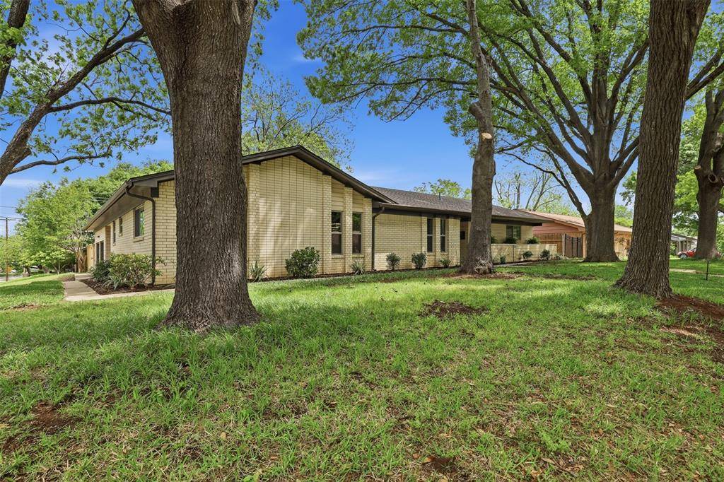 4201 Dawn Drive, Benbrook, TX 76116