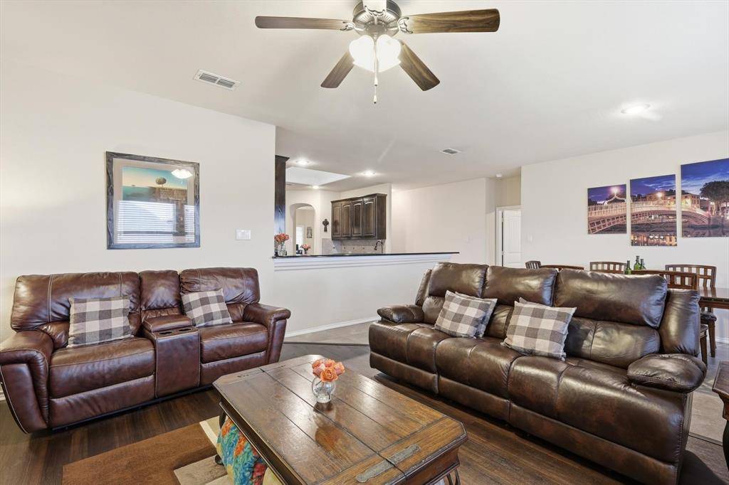 2432 Half Moon Bay Lane, Fort Worth, TX 76177