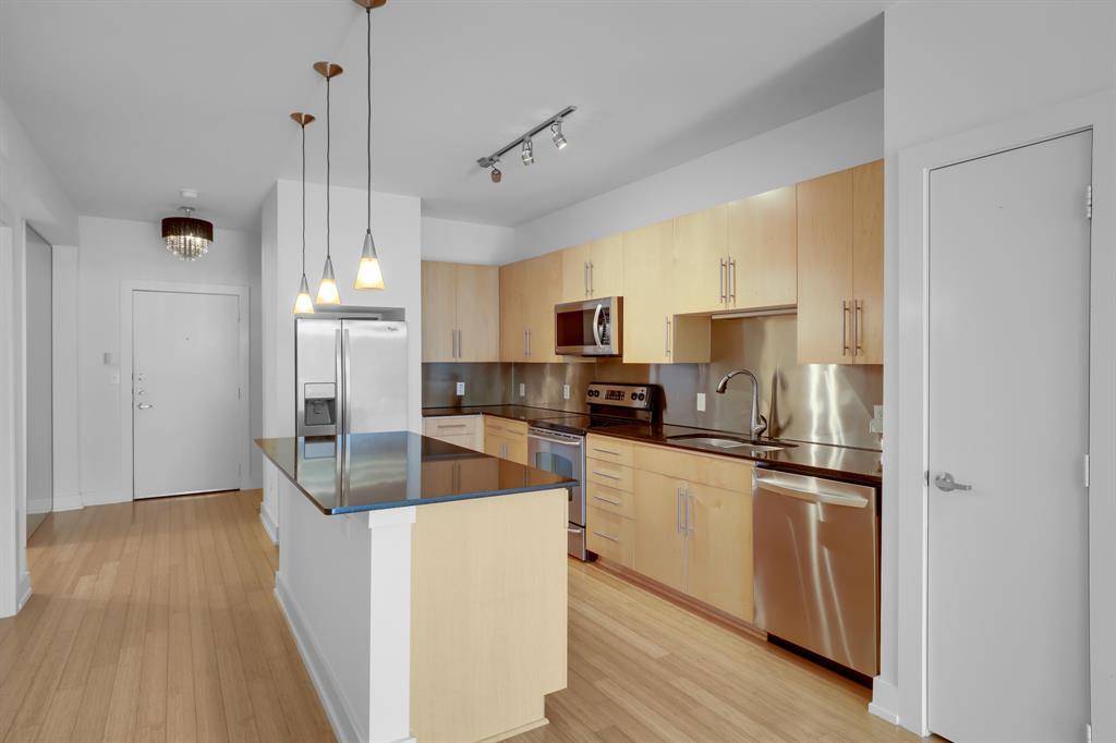 4333 Gilbert Avenue #215, Dallas, TX 75219