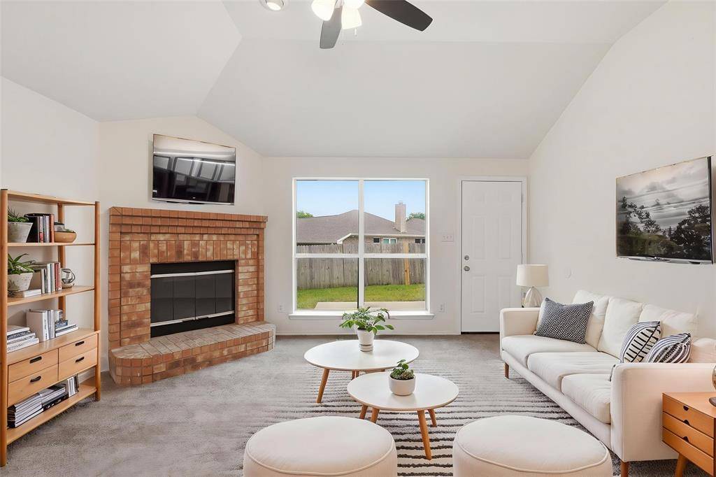 6233 Brooklynn Drive, Fort Worth, TX 76179