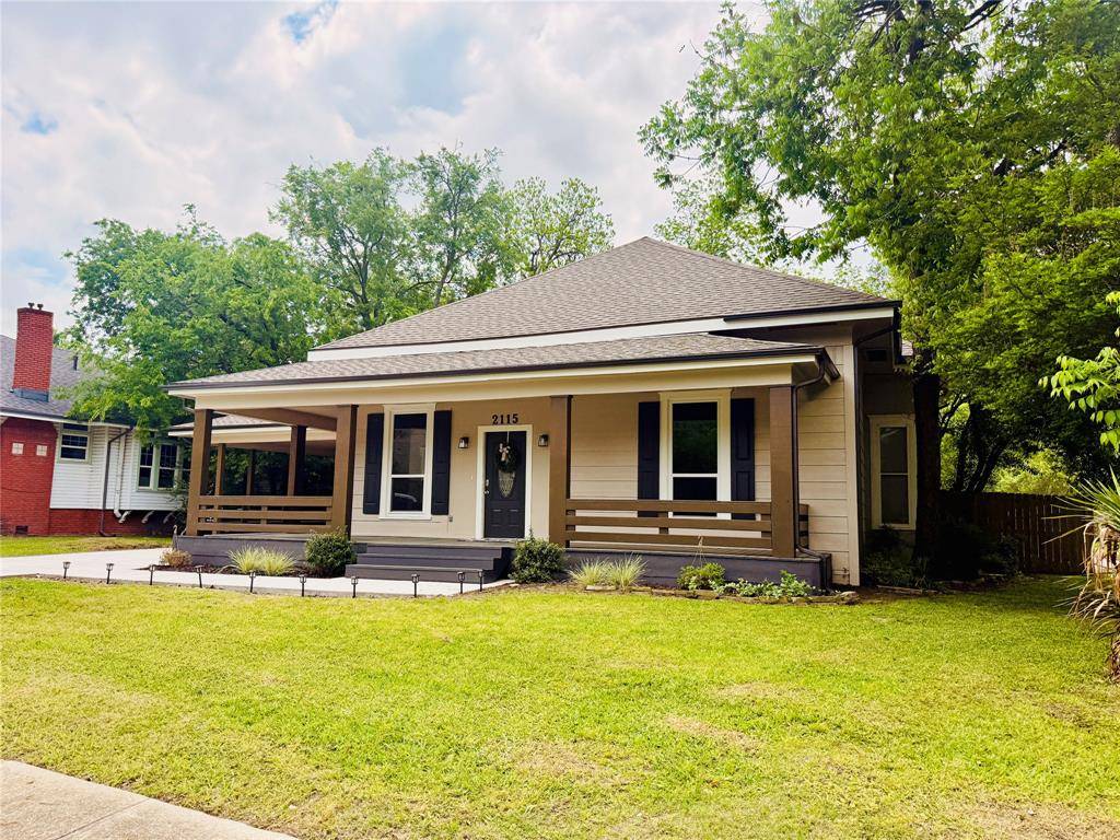 2115 Walworth Street, Greenville, TX 75401